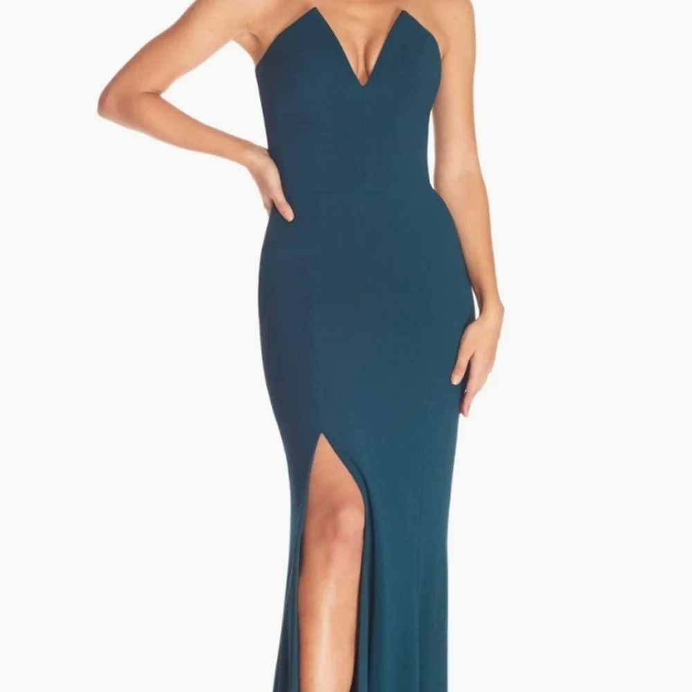 Dress the Population Fernanda Strapless Evening Gown - Picture 1 of 7